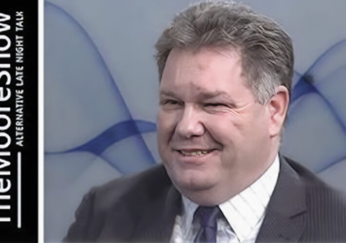 Psychic Tony Cole discovering Spiritualism and helping people with his gift | #095