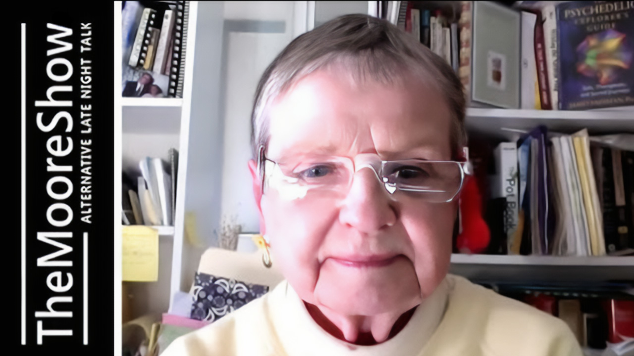 Screwing Mother Nature for Profit With Elaine Smitha | Podcast #133