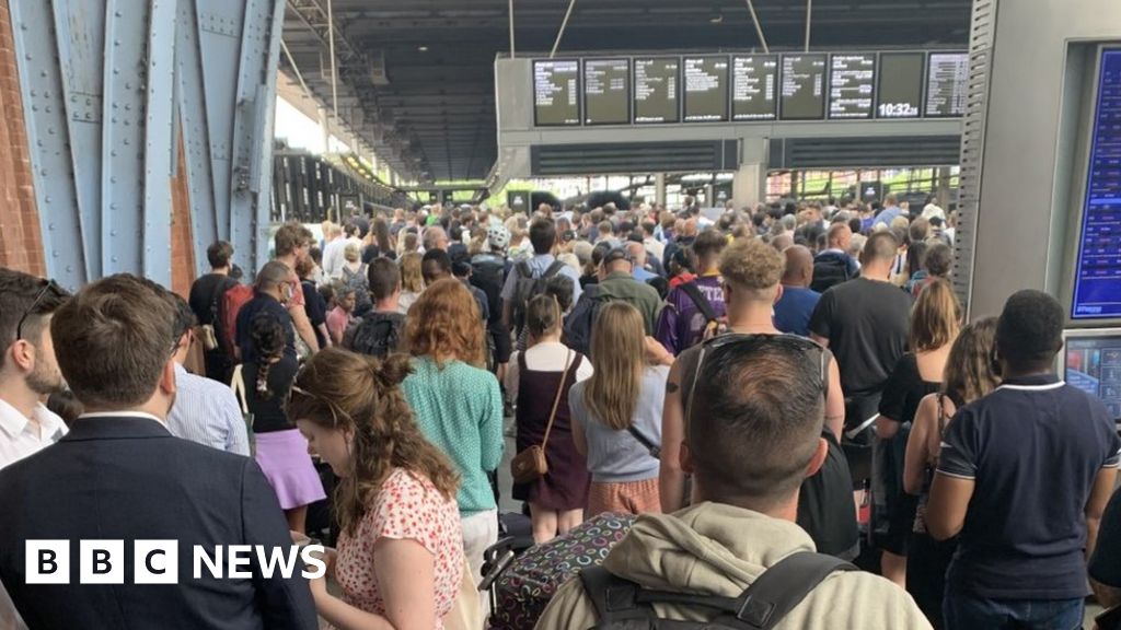Trains cancelled and delayed after heatwave damage Trains cancelled and delayed after heatwave damage