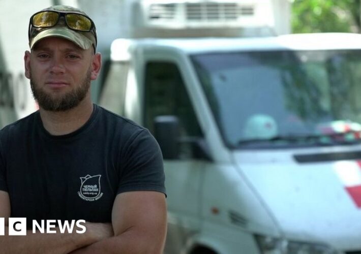 Ukraine War: The Donbas body collector who has lost count
