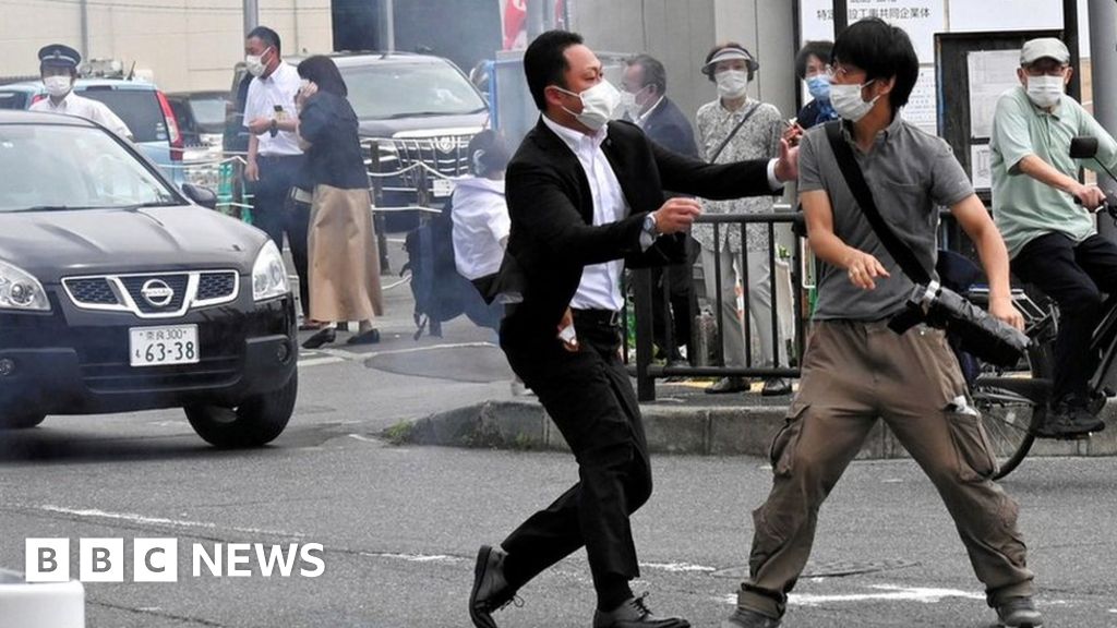 Shinzo Abe: Japan ex-leader’s alleged killer held grudge against group