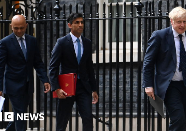 Rishi Sunak and Sajid Javid resign from government