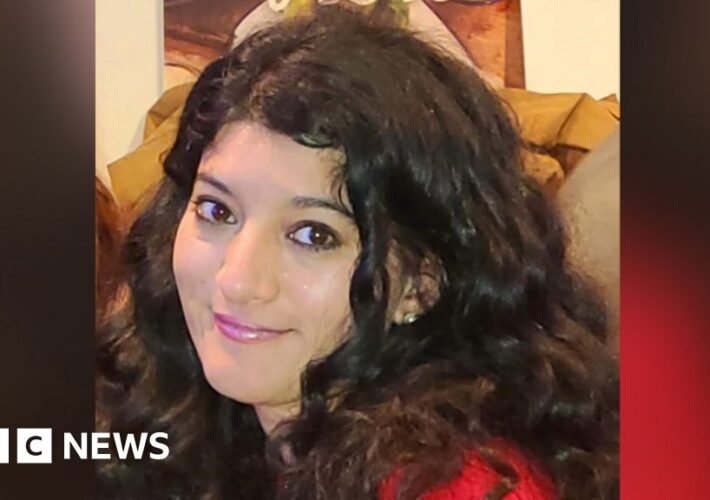 Friends pay tribute to woman killed by stranger Friends pay tribute to woman killed by stranger