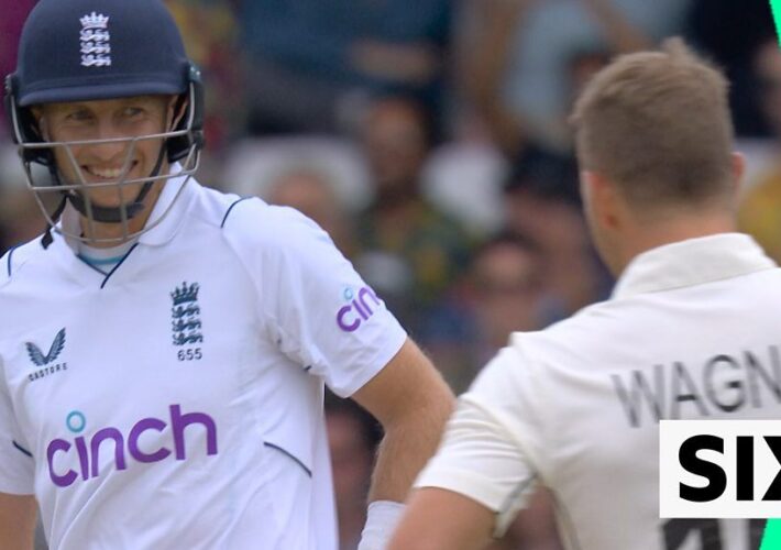 England v New Zealand: Joe Root reverse-scoops Neil Wagner for six in third Test England v New Zealand: Joe Root reverse-scoops Neil Wagner for six in third Test