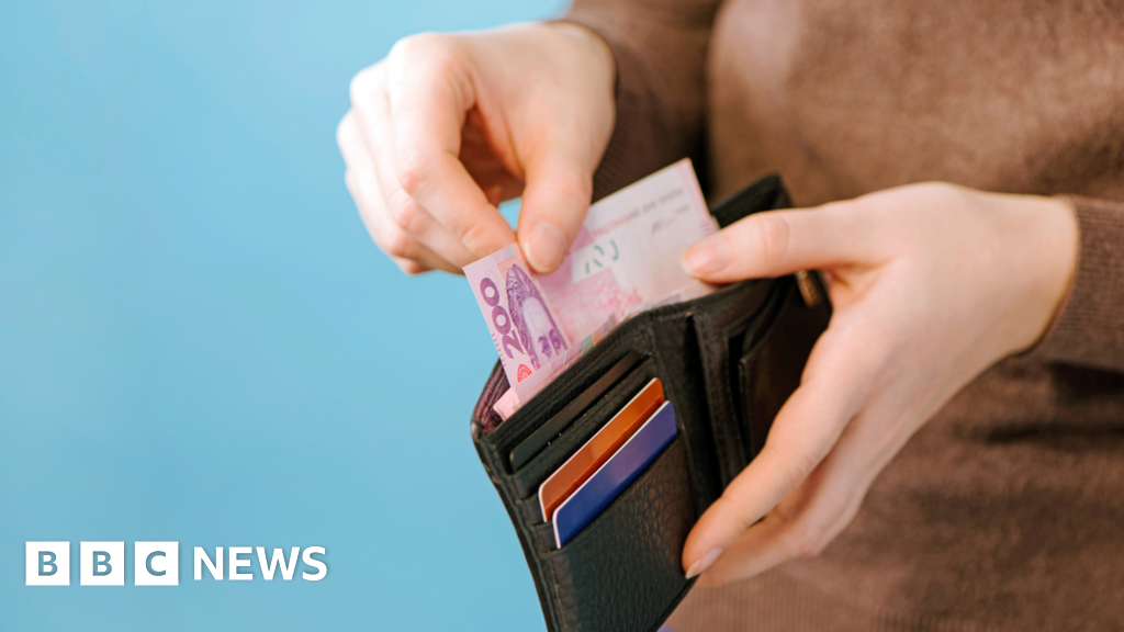 Ukraine lifts interest rate to highest in Europe