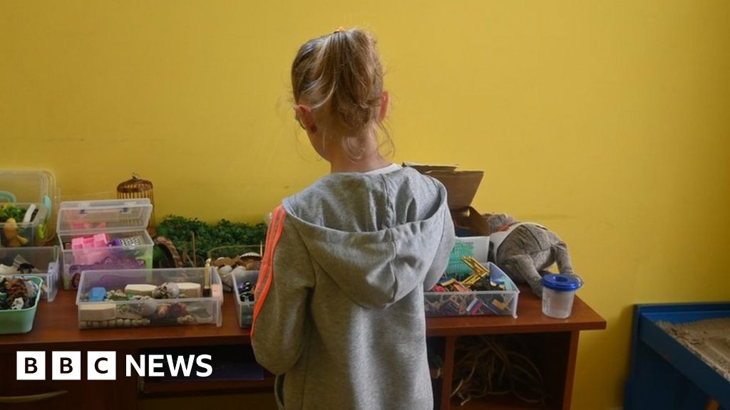 Ukraine: Helping children to overcome the trauma of war