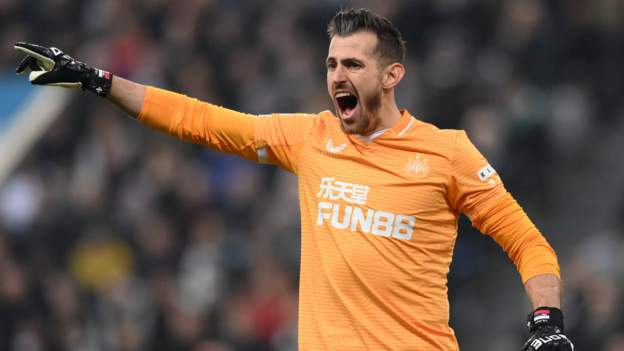 Martin Dubravka: Manchester United close to signing Newcastle keeper
