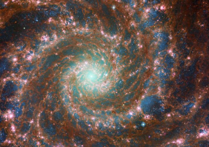 Webb and Hubble team up on multi-spectrum image of Phantom Galaxy Webb and Hubble team up on multi-spectrum image of Phantom Galaxy
