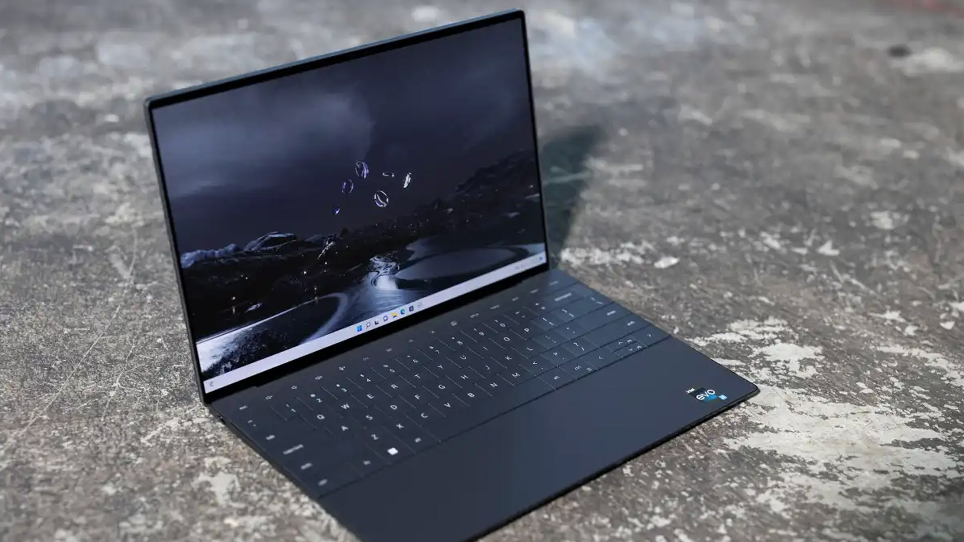 Dell XPS 13 Plus laptops are suffering serious screen issues