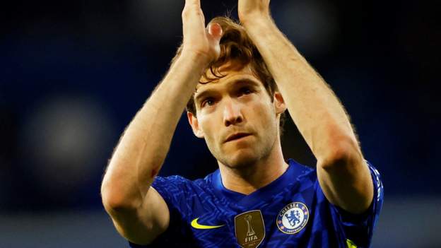 Marcos Alonso: Spain left-back signs one-year Barcelona deal after leaving Chelsea