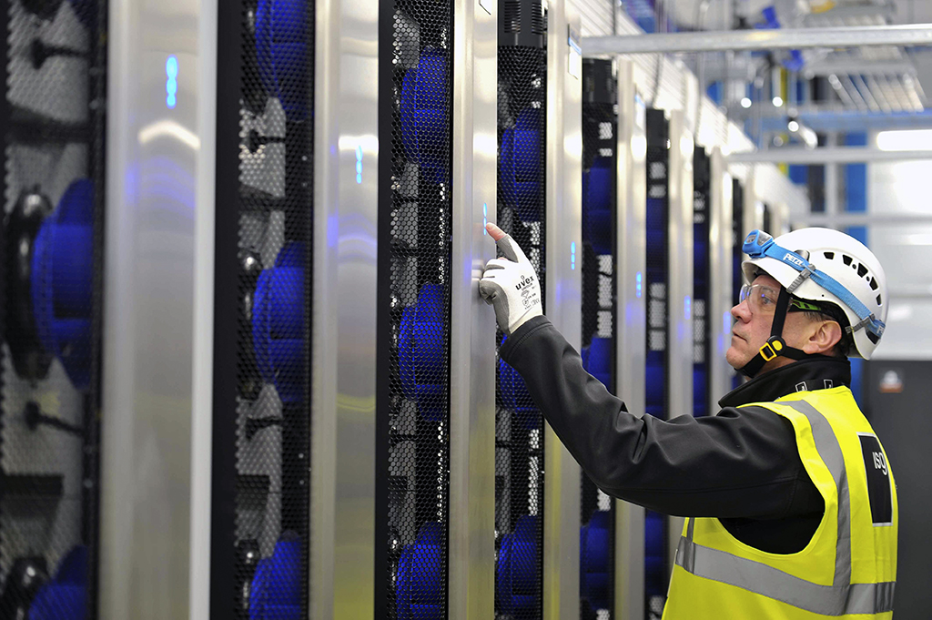 ISG scoops large data-centre job