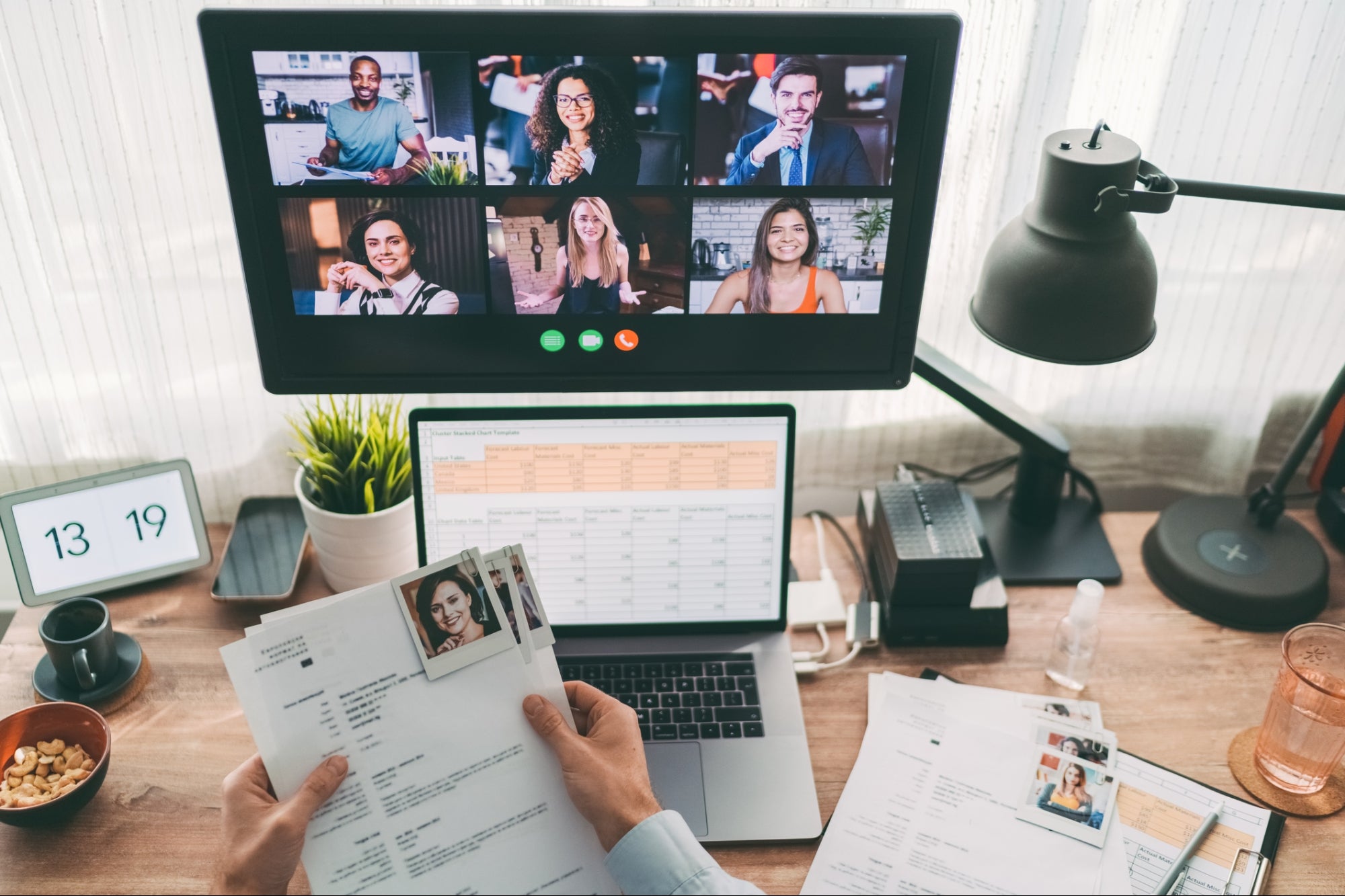 5 Reasons to Hire Globally in 2022