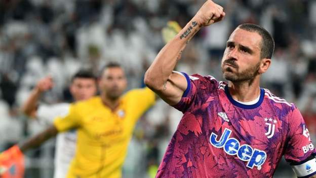 Juventus 2-2 Salernitana: Serie A game ends in incredible finale