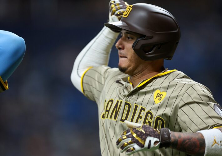 With Manny Machado heating up, Padres take on Rays