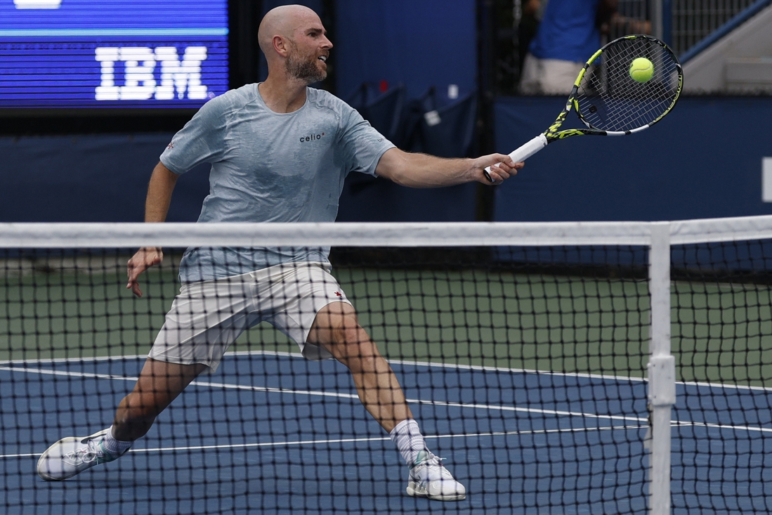 ATP roundup: Adrian Mannarino wins opener in Chengdu