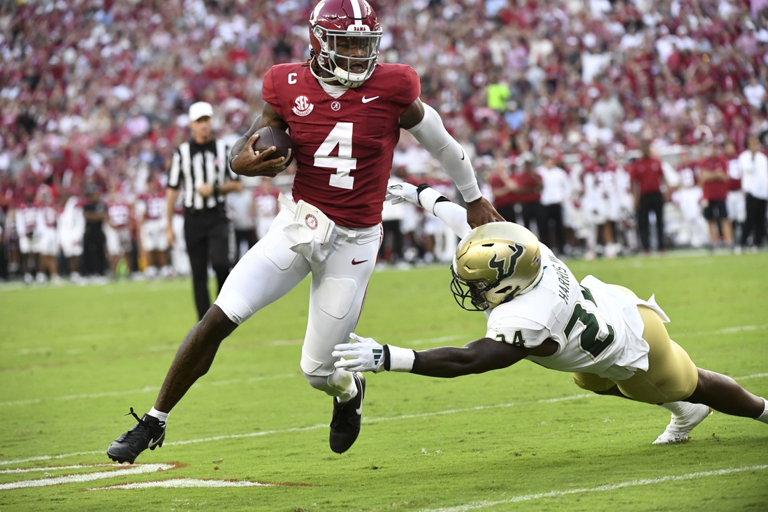 Jalen Milroe accounts for 4 TDs as No. 4 Alabama tops USF