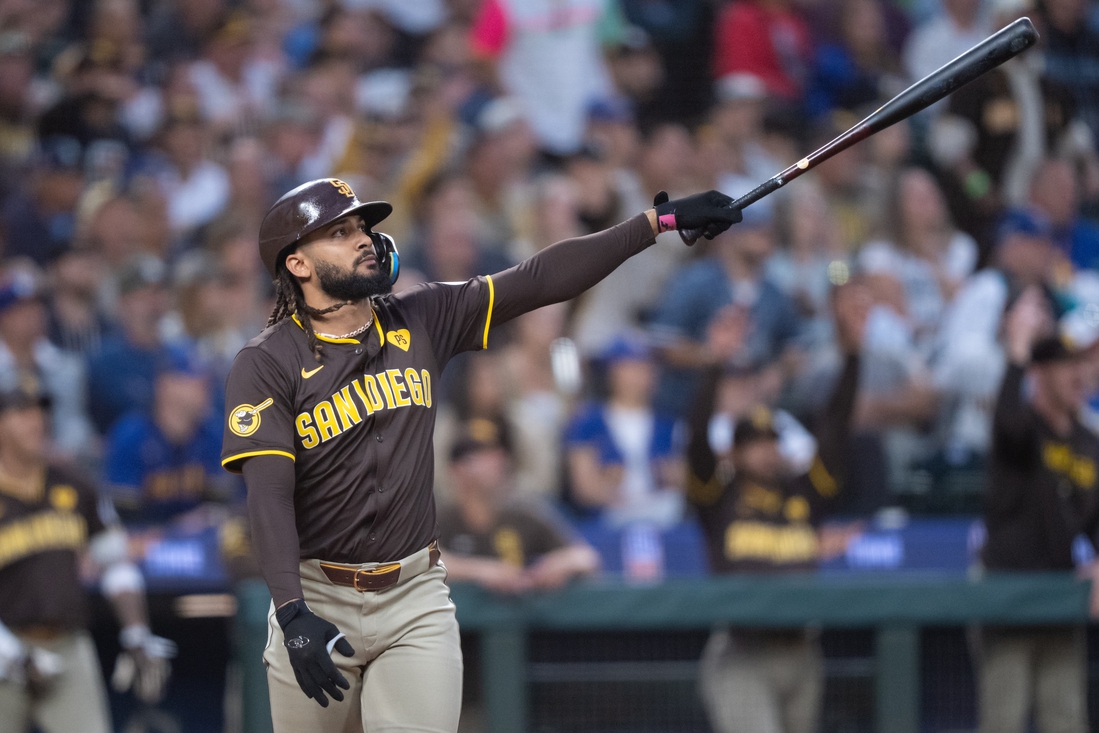 Fernando Tatis Jr. on a tear as Padres visit Giants