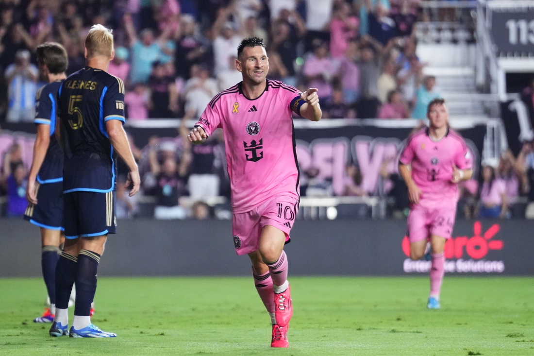 Lionel Messi scores 2 goals in return as Inter Miami top Union