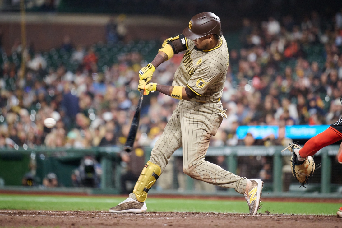 Padres seek to sweep Giants as Luis Arraez closes in on franchise record