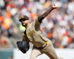 Padres edge Giants in 10th inning to complete sweep