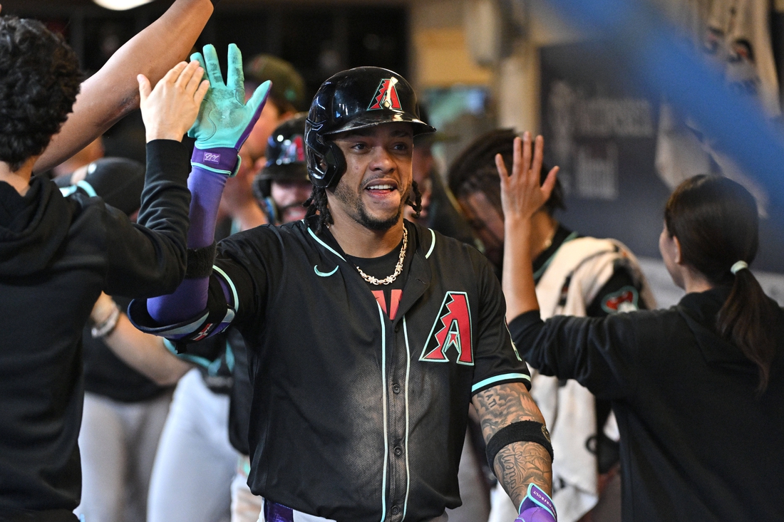 D-backs look to sweep Brewers, improve playoff position