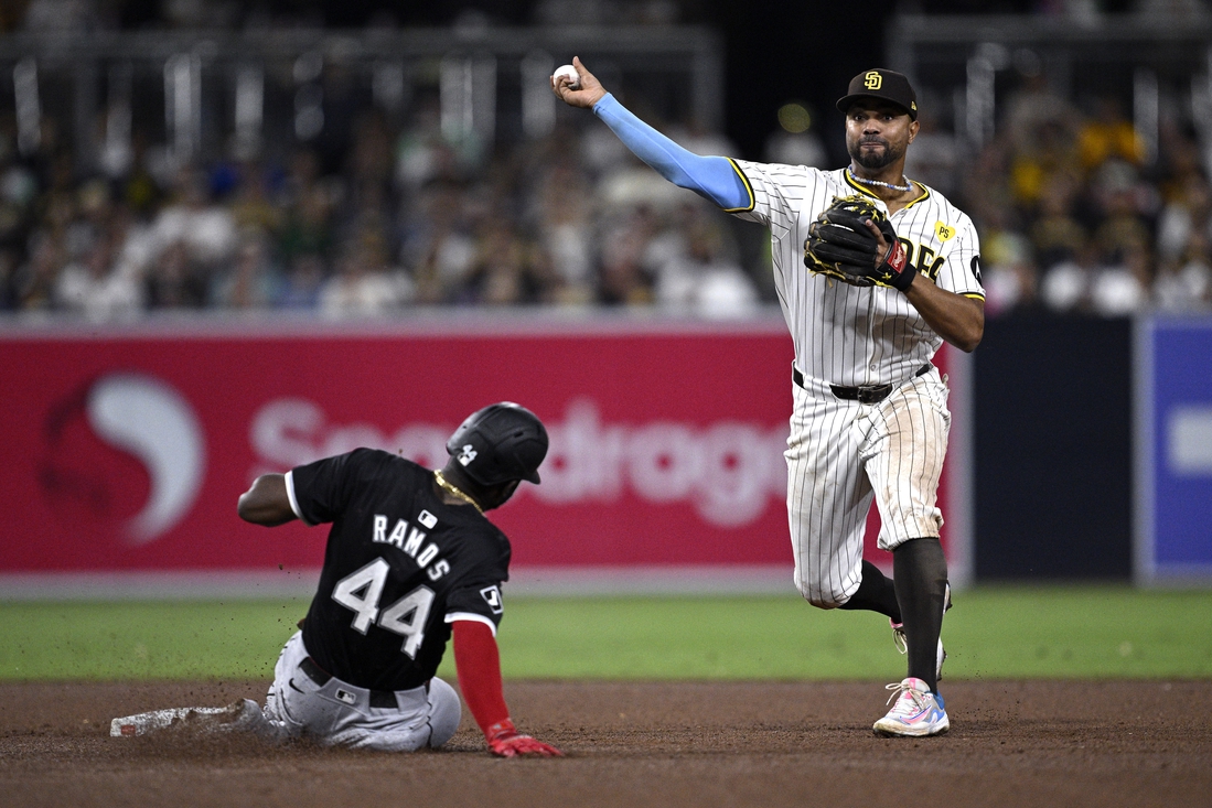 Padres, White Sox on cusp of welcome, unwelcome milestones