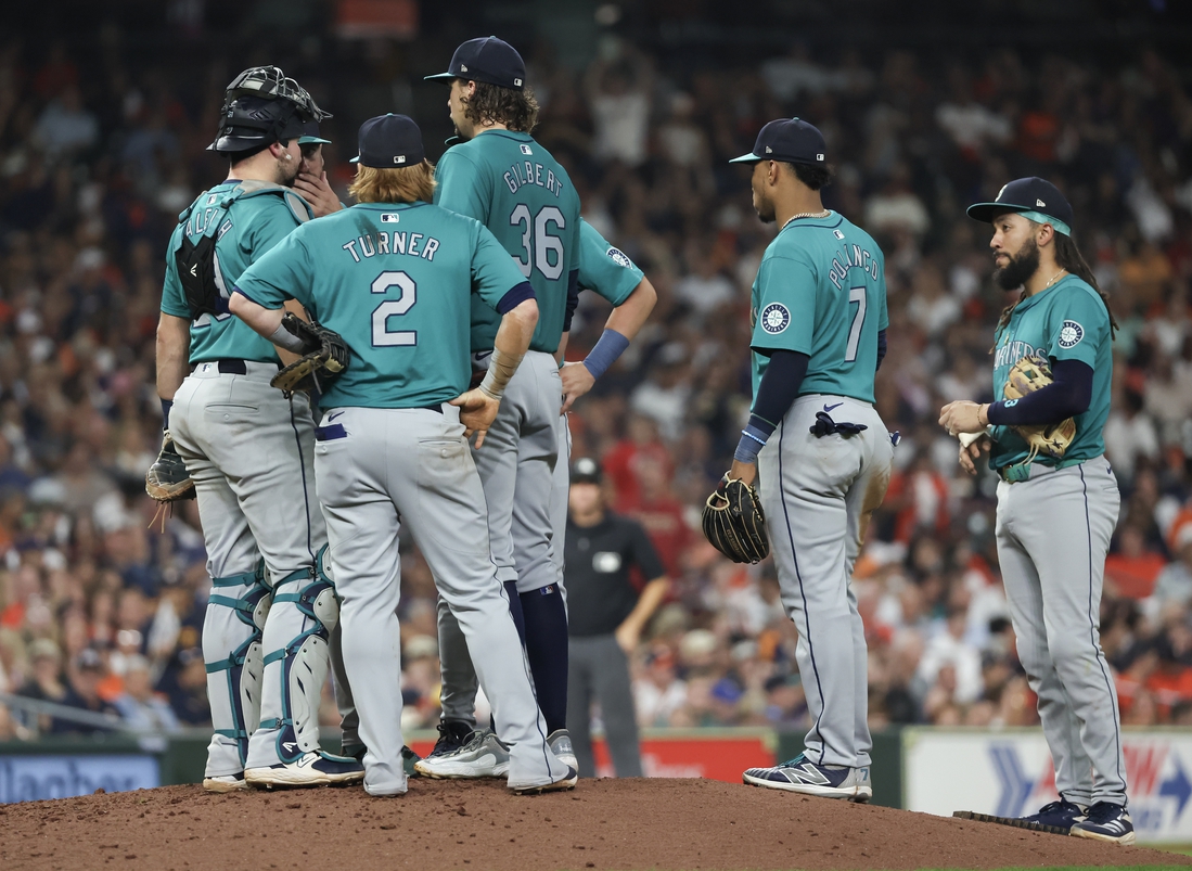 With focus shifted to wild card, Mariners take on Astros