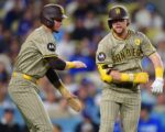 Game-ending triple play lifts Padres over Dodgers, into playoffs