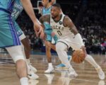 Damian Lillard idle as Bucks streak into Charlotte