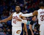 NBA roundup: Cavs set franchise mark with 9-0 start