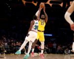 LeBron James’ triple-double leads Lakers past Grizzlies