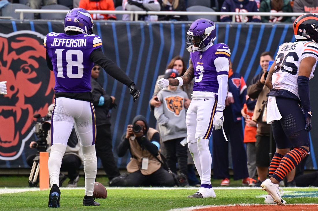 Week 15 MNF: Vikings-Bears Preview, Props and Prediction