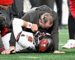 Bucs’ Baker Mayfield practices; Mike Evans does not