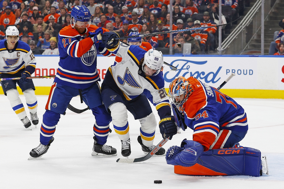 Oilers stay hot, double up Blues