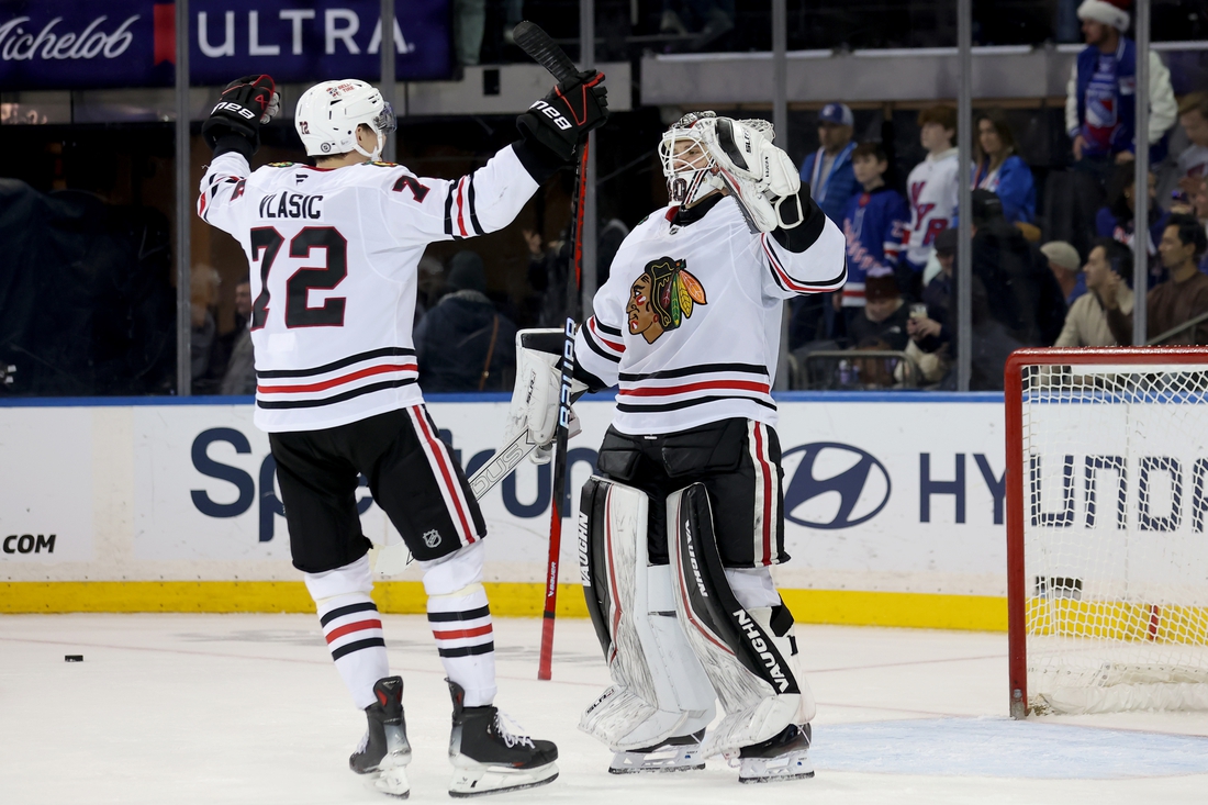 NHL roundup: Blackhawks sink Rangers, snap out of cold spell