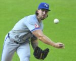 Reports: RHP Michael Lorenzen re-signing with Royals