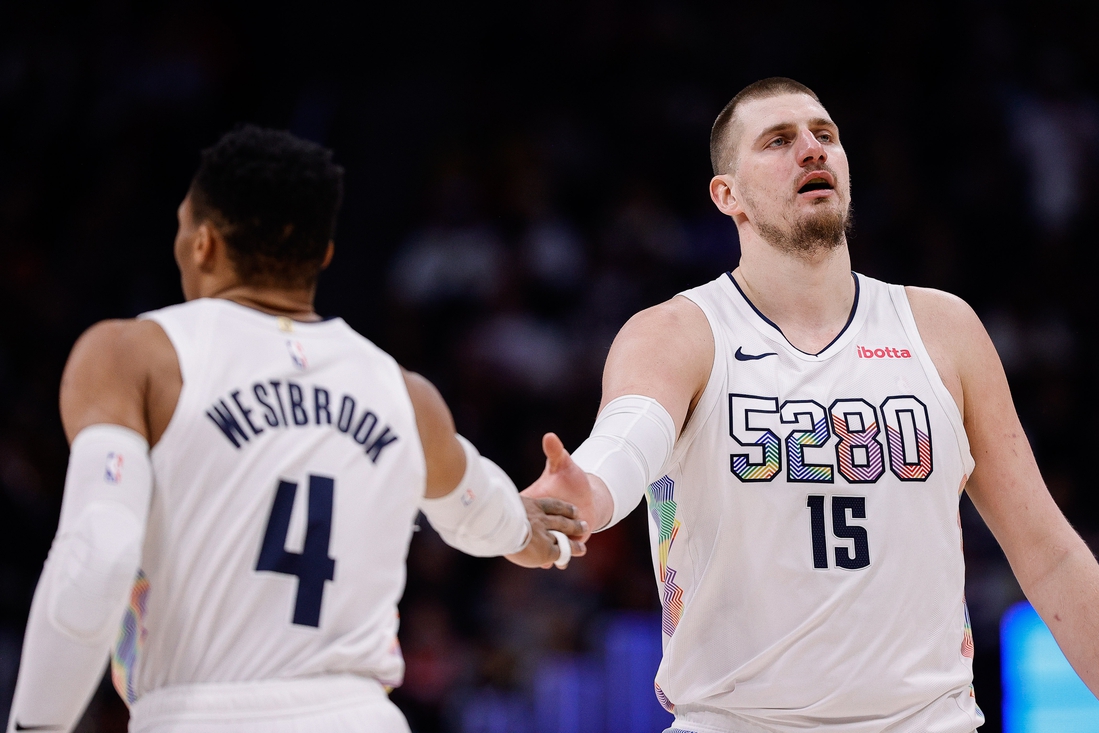 Nikola Jokic, streaking Nuggets aim to slow surging Kings