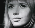 Tributes flood in for British music icon Marianne Faithfull