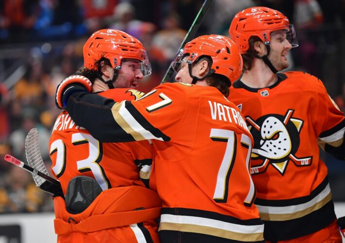 Ducks, Stars clash in Anaheim amid successful stretches