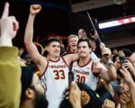 Confident USC takes on struggling Northwestern