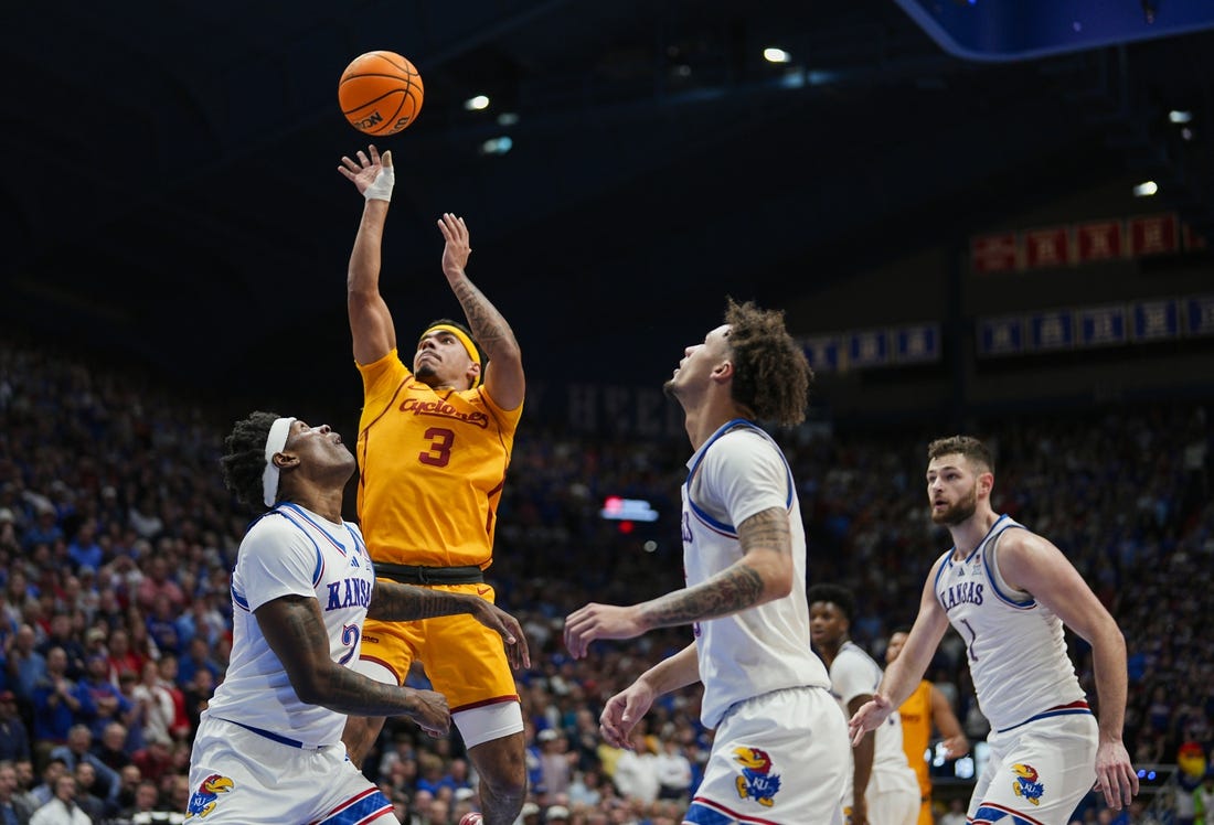 No. 16 Kansas leaves No. 8 Iowa State in dust, 69-52