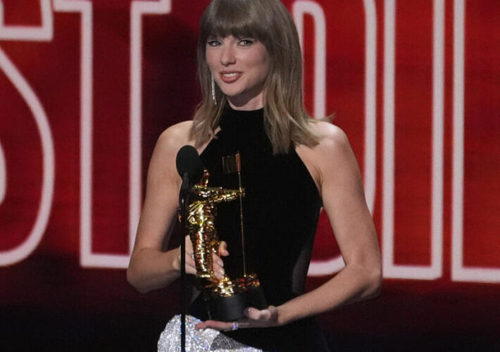 Taylor Swift becomes most-awarded artist in MTV VMA history with 31 wins Taylor Swift becomes most-awarded artist in MTV VMA history with 31 wins