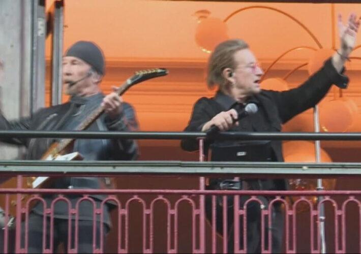 U2 celebrate 50 years in music with surprise gigs